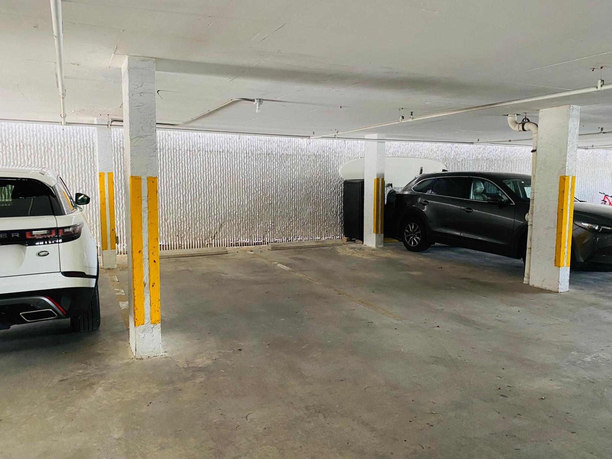 Apartment Ocean Bay Views 2bdr 2bath Parking *