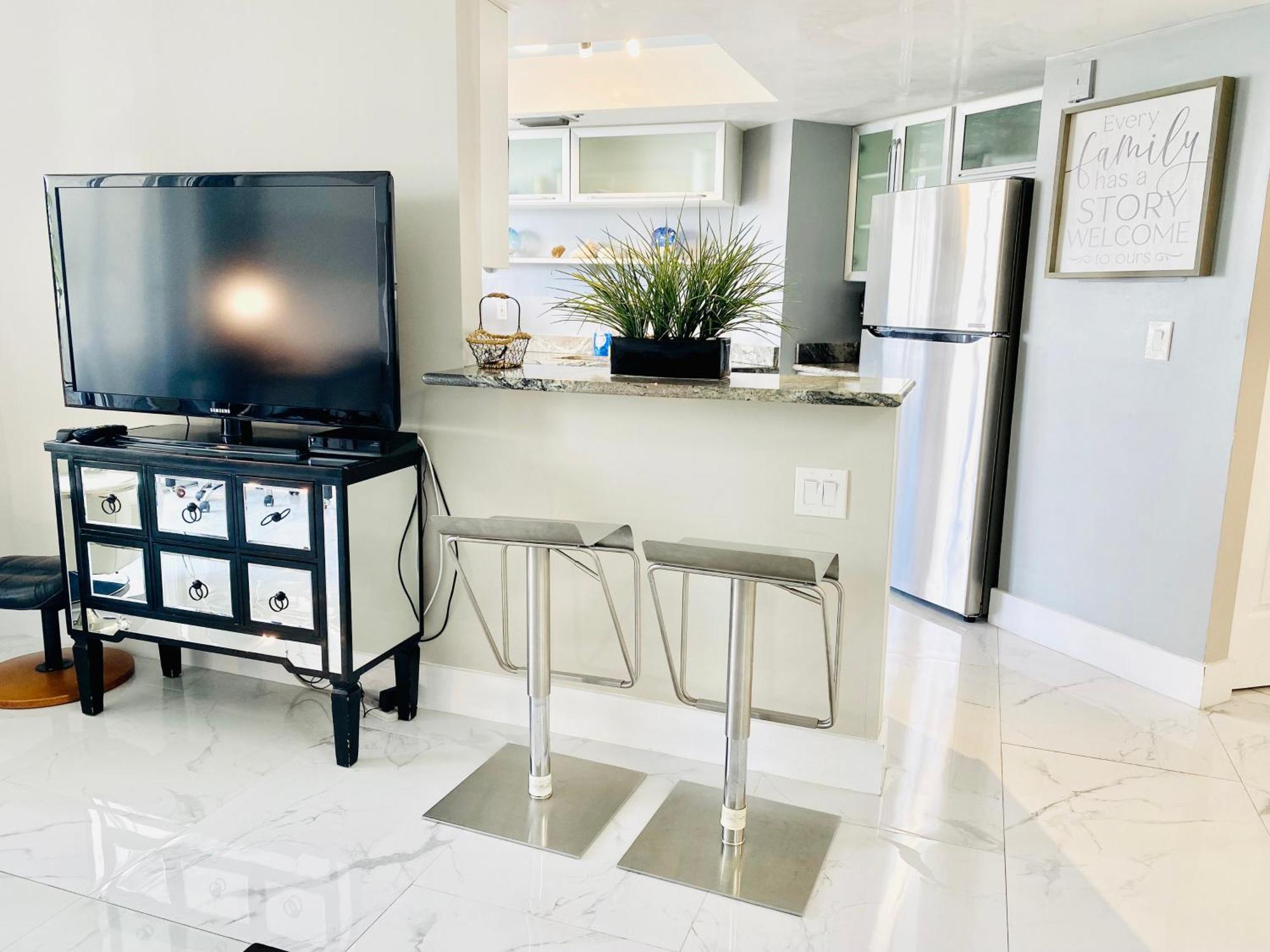 Ocean Bay Views 2bdr 2bath Parking Miami Beach